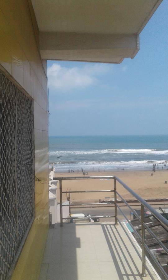 Hotel Swarg Puri Exterior photo